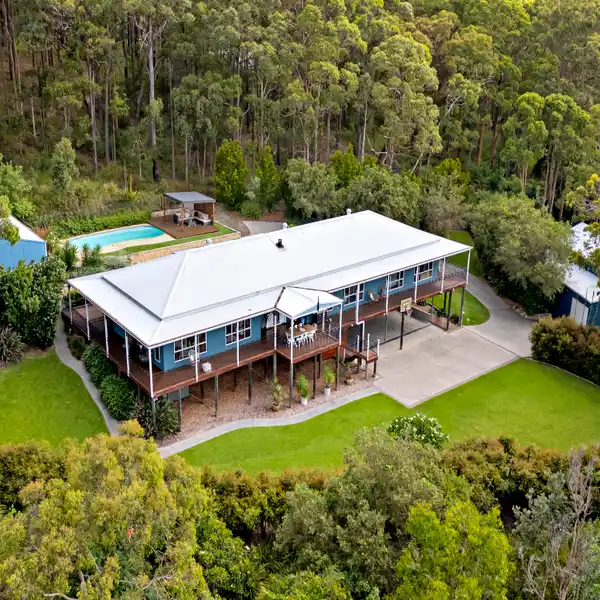 EXCLUSIVE RURAL ESCAPE