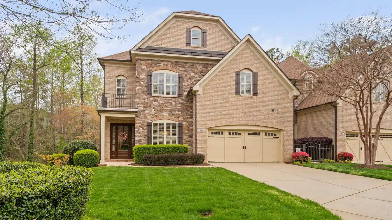 Impressive Property Close to Everything