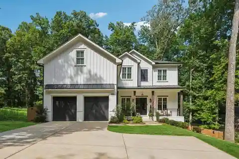 Gorgeous Modern Home with Unparalleled Elegance