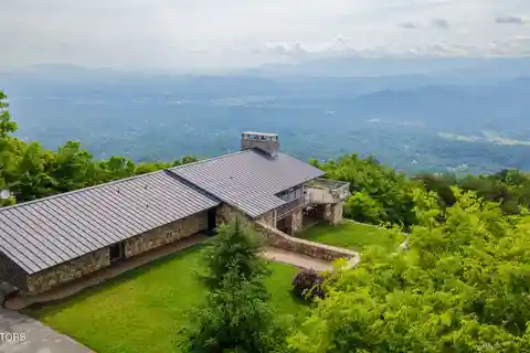 Bluff Mountain Estate