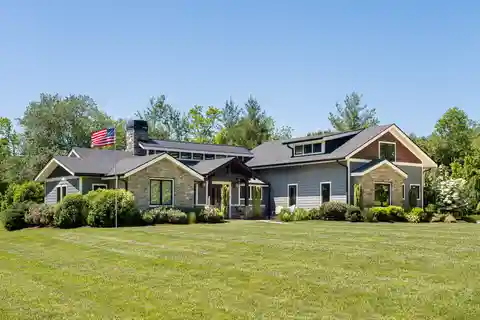 Custom Builder's Home on 3.68 Acres