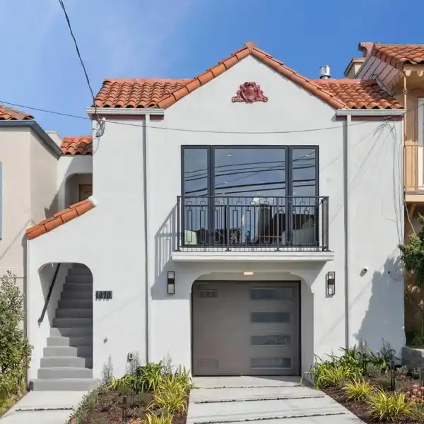 TIMELESS CHARM WITH MODERN ELEGANCE