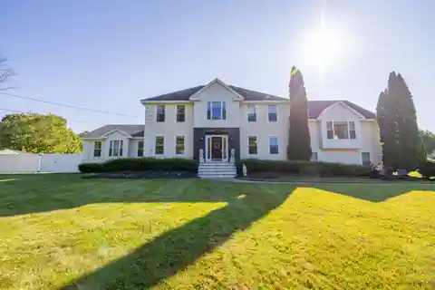 Luxurious Colonial Offering Resort-Style Living