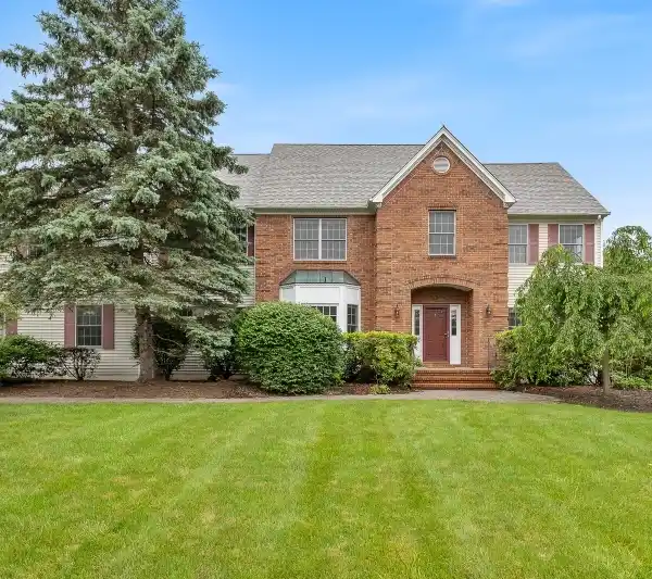 GORGEOUS HOME IN CLOVER HILL