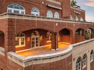 Gorgeous Double Unit at Mathieson Exchange Lofts