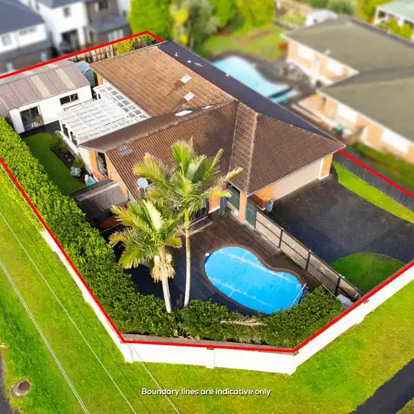 SPACIOUS SINGLE-LEVEL BRICK AND TILE HOME