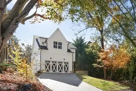 Beautiful Home with the Perfect Open Plan