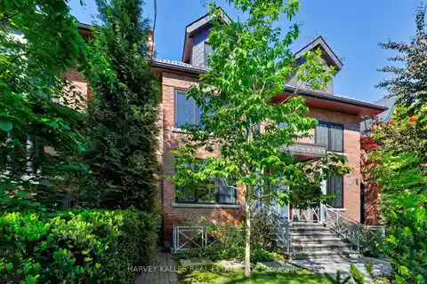 Light-Filled Luxury Home in the Annex