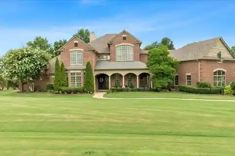 Stunning Estate on Sprawling Property