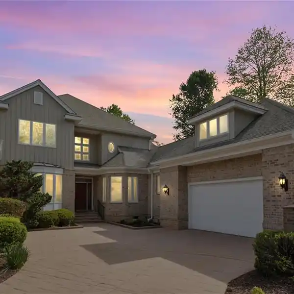 ELEVATED POND-FRONT LIVING