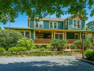 Historic Charmer in an Idyllic Setting