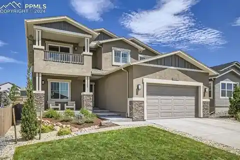 Gorgeous Custom-built Home in Coveted Cordera