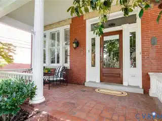 Wonderfully Renovated Classic Row Home