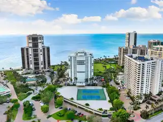 Bright Bayfront Oasis with Expansive Lanai