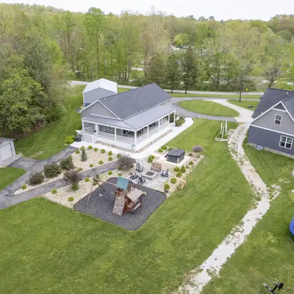 WATERFRONT LIVING WITH PRIVATE DOCK AND PERGOLA