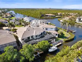 Waterfront Villa in River Reach Estates