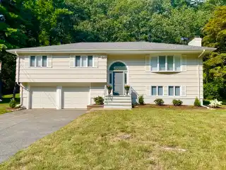 Immaculate Fully Renovated Gem