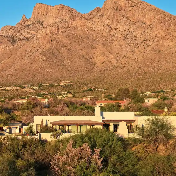 SOUTHWESTERN ELEGANCE IN ORO VALLEY’S FINEST