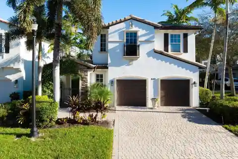 Updated Pool Home in Evergrene