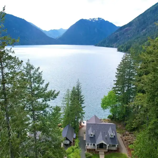 GORGEOUS WATERFRONT HOME AT LAKE CUSHMAN