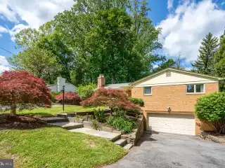 Beautifully Updated Rambler with Room to Grow