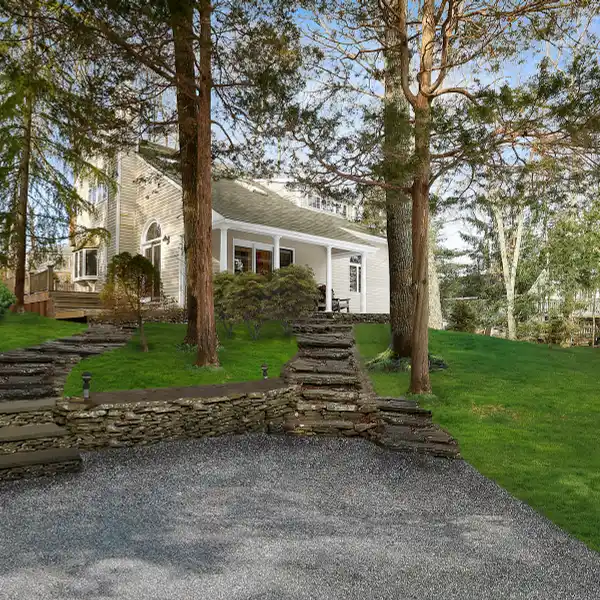 CHARMING MODERN-TRADITIONAL HOME NEAR LITTLE PECONIC BAY