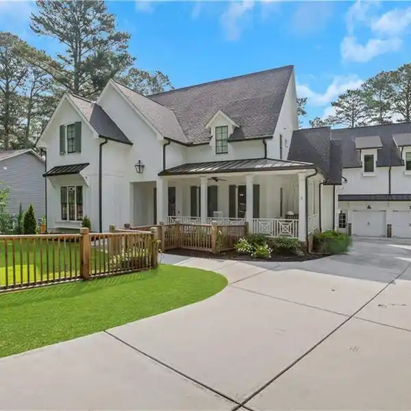 FULLY UPGRADED HIGH-END HOME IN INDIAN HILLS