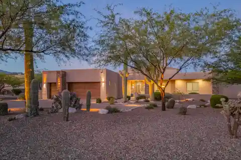 Luxury Living on 1.38 Acres
