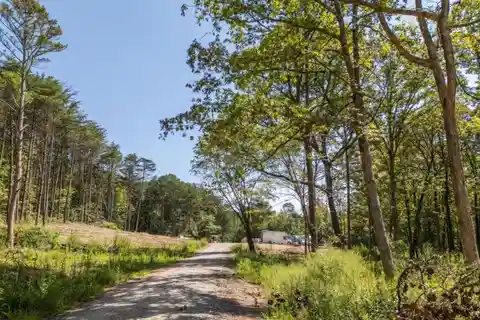 Expansive 678.25-Acre Retreat