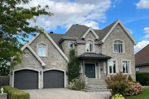 Elegant Property in a Peaceful Setting