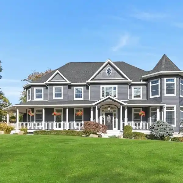 RARE OPPORTUNITY IN SOUTH ORANGETOWN