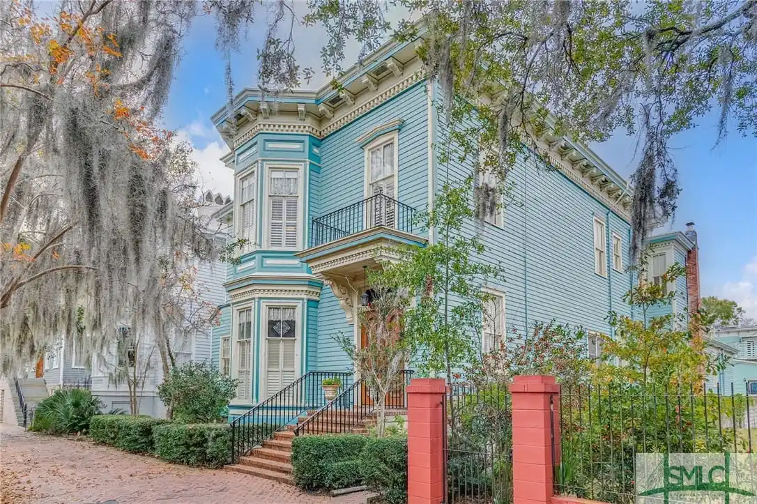 Grand Mansion One Block from Forsyth Park