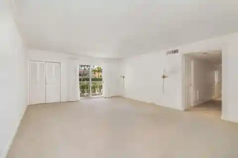 Rare Apartment in a Desired Building