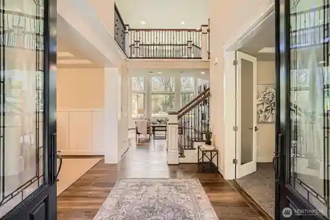 Extraordinary Estate Home on Beautiful Grounds