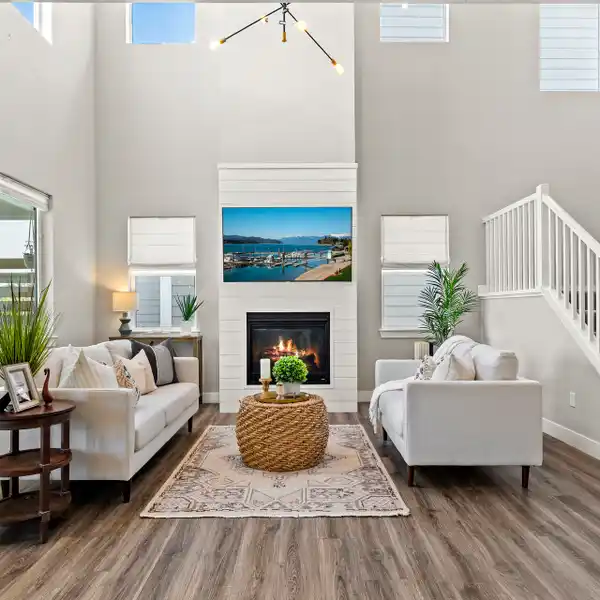 BEAUTIFULLY MAINTAINED RESIDENCE ON A CHARMING CUL-DE-SAC