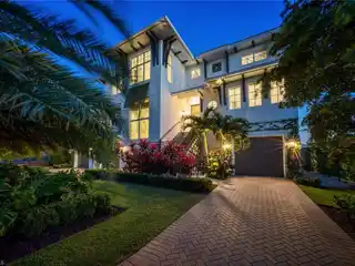 Gulf Access Home in a Highly Desirable Waterfront Neighborhood