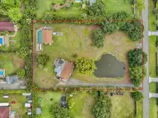 1.6 Acres of Country Living in the Heart of Palm Beach Gardens