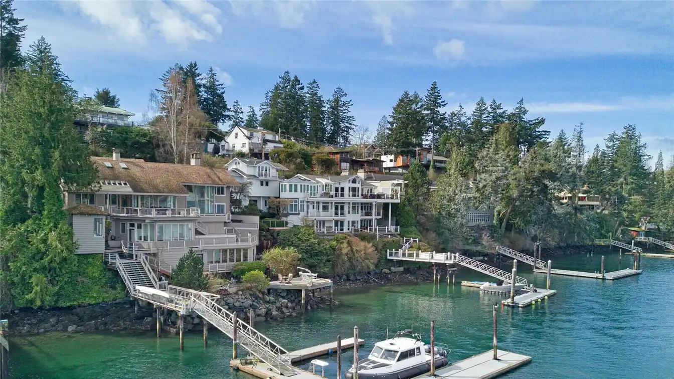 Yachtman's Waterfront Dream