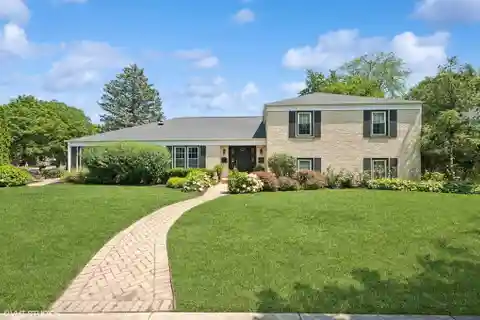Elegant Home with Spacious Layout