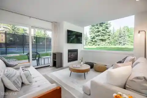 Recently Remodeled Residence in the Heart of Lionshead