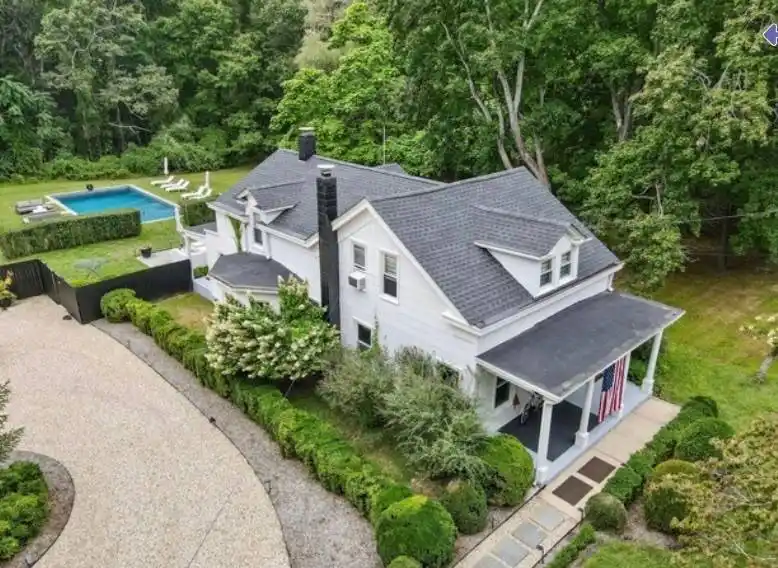 Renovated Historic Captain's Home