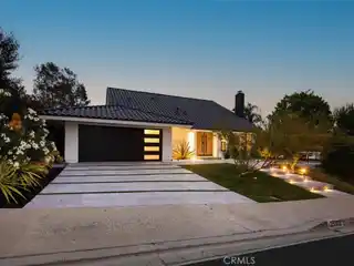 Newly Reimagined Residence Atop a Quiet Hillside