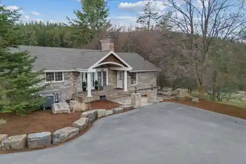 Extraordinary South Hill Home on Nearly 9 Acres