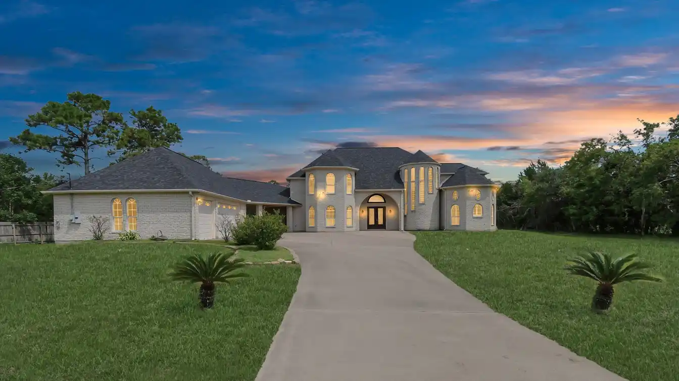 Custom-built Home Offering Country Living Near the City