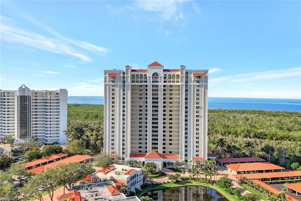 Breathtaking Gulf Views from Exquisite St. Marissa Penthouse