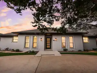 Move-In Ready Luxury Near Highland Park
