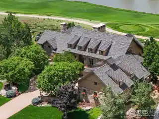 Rustic Refinement with Architectural Artistry