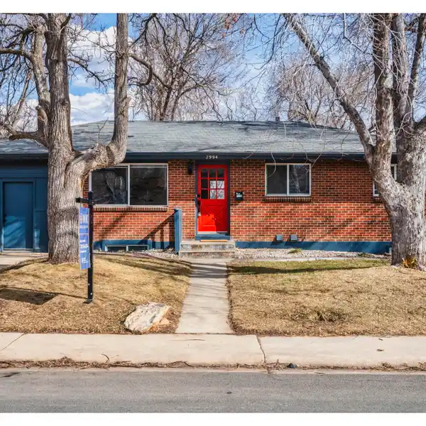 NICELY UPDATED CLASSIC MID-CENTURY RANCH