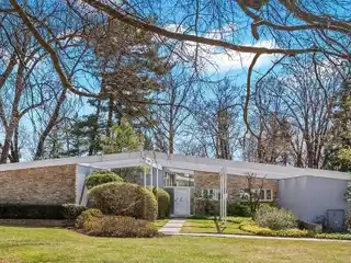 Updated Mid-century Modern Rancher