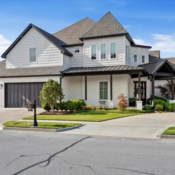 THOUGHTFULLY DESIGNED STUNNER IN WOOD HOLLOW ESTATES